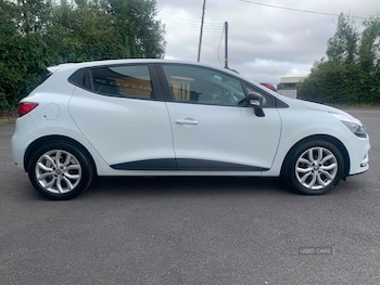 Used Renault Clio 2017 for sale - 79534140: Photo