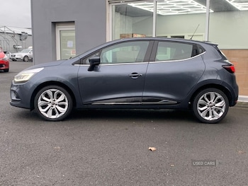 Used Renault Clio 2018 for sale - 79083664: Photo