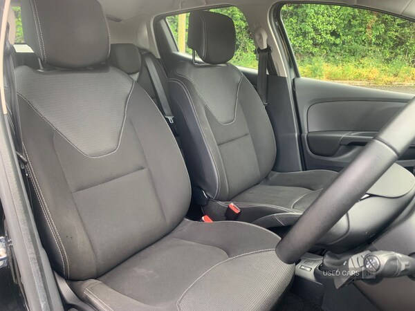 Used Renault Clio 2015 for sale - 74991116: Photo 14