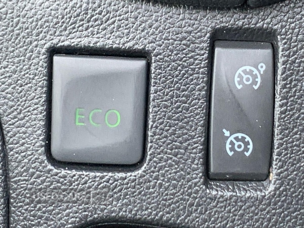 Used Renault Clio 2018 for sale - 77575611: Photo 14