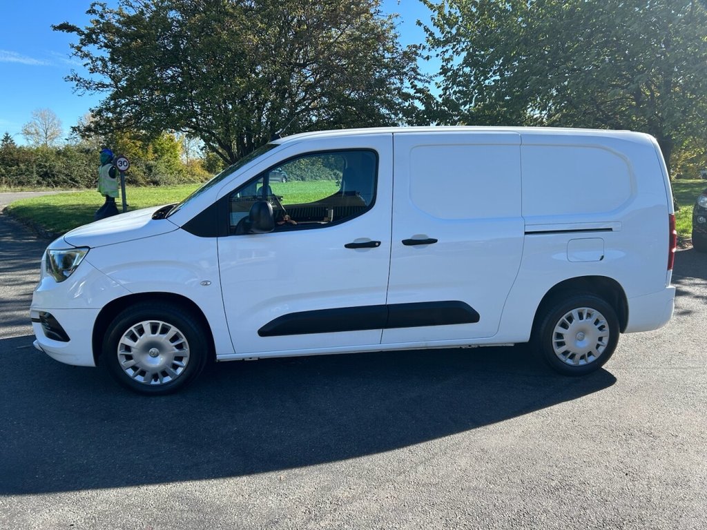 Used Vauxhall Combo 2020 for sale - 76185513: Photo 2