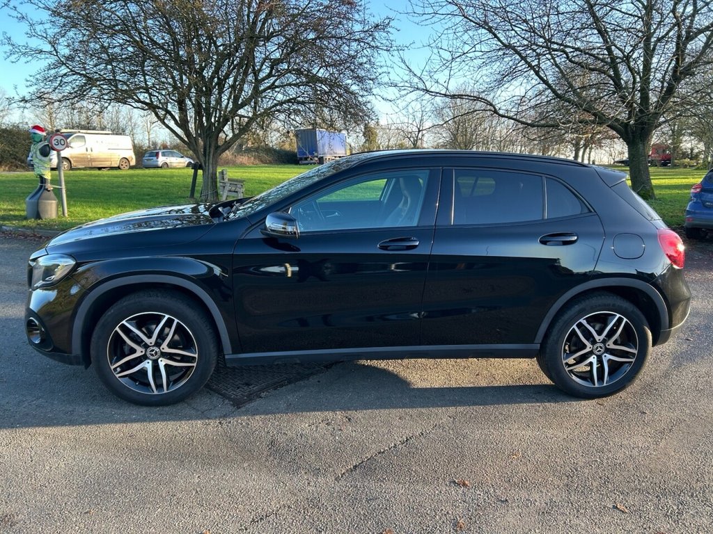 Used Mercedes-Benz GLA 2020 for sale - 77971262: Photo 2