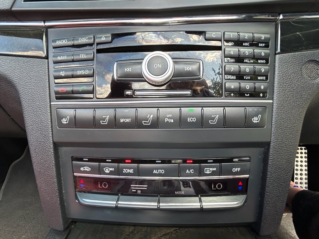 Used Mercedes-Benz E Class 2011 for sale - 77507289: Photo 14