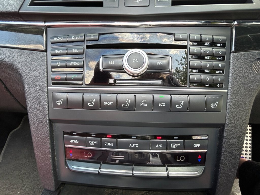 Used Mercedes-Benz E Class 2011 for sale - 77507289: Photo 15