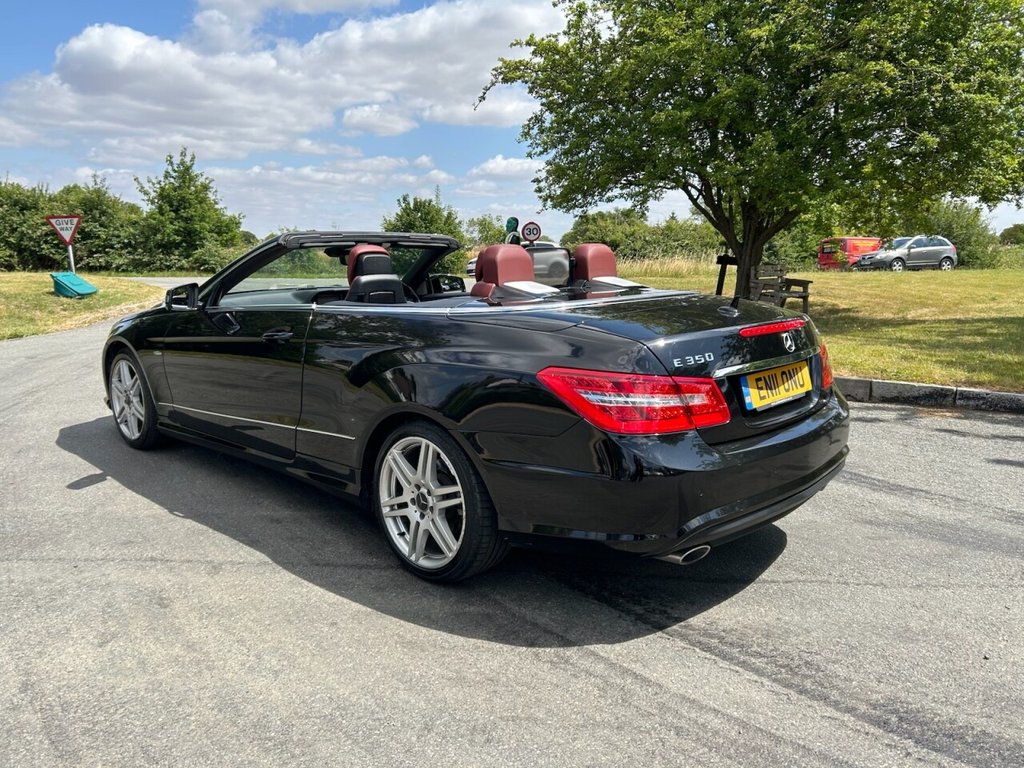 Used Mercedes-Benz E Class 2011 for sale - 77507289: Photo 3