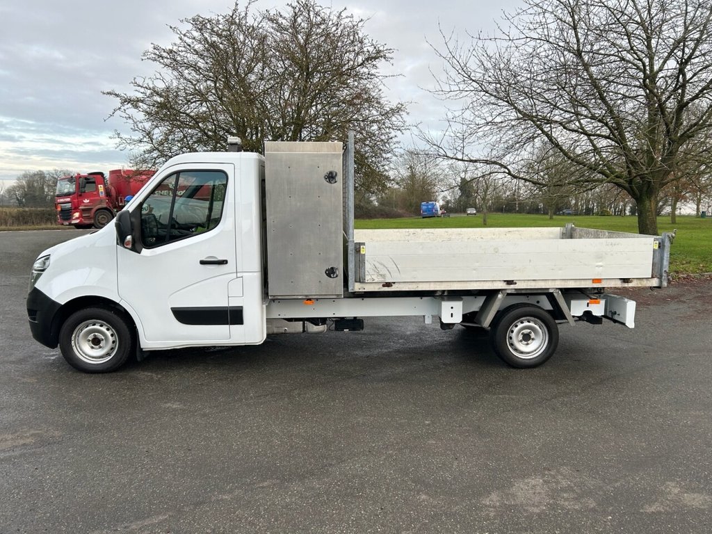 Used Nissan NV400 2021 for sale - 77263729: Photo 2
