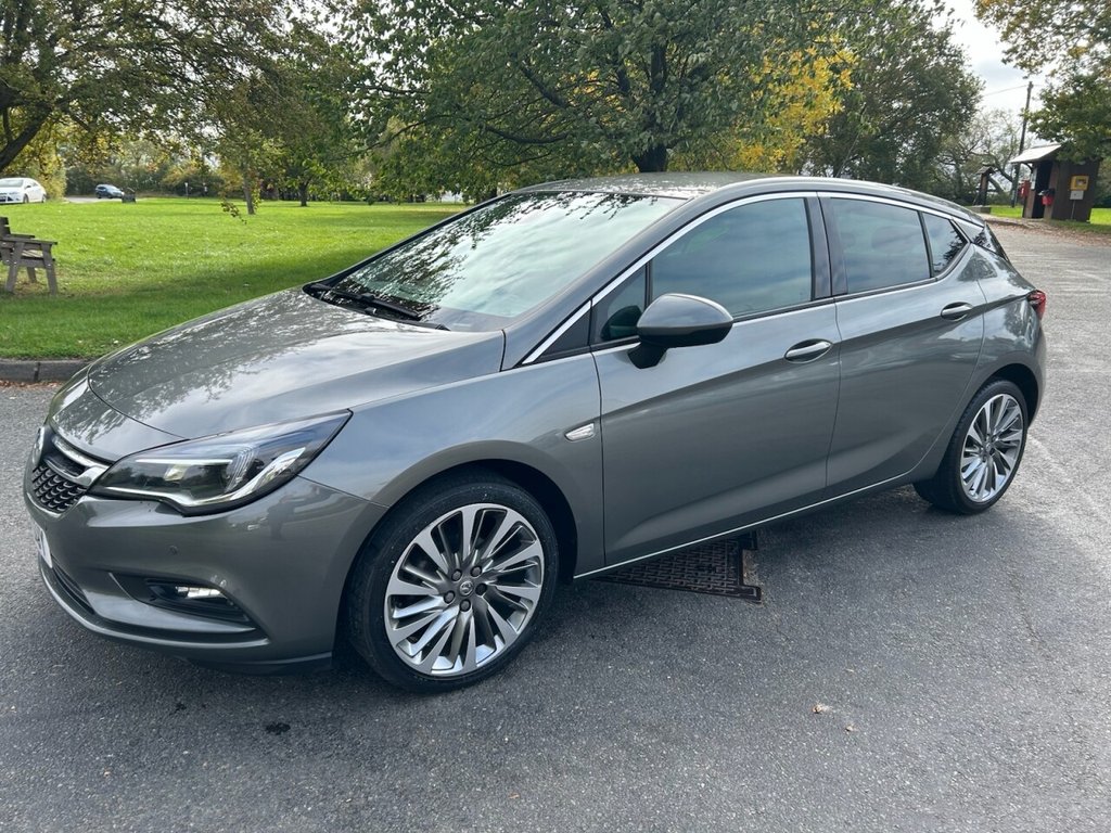 Used Vauxhall Astra 2019 for sale - 76132483: Photo 1