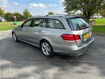 Used Mercedes-Benz E Class 2013 for sale - 76132513: Photo 3