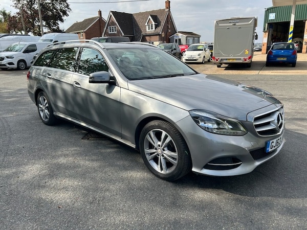 Used Mercedes-Benz E Class 2013 for sale - 76132513: Photo 8