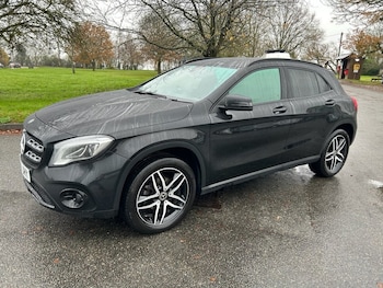 Mercedes-Benz - GLA