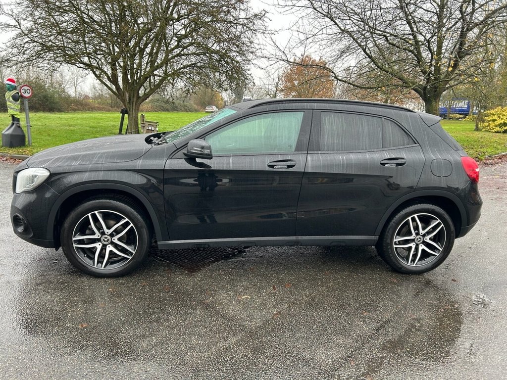 Used Mercedes-Benz GLA 2020 for sale - 76798094: Photo 2