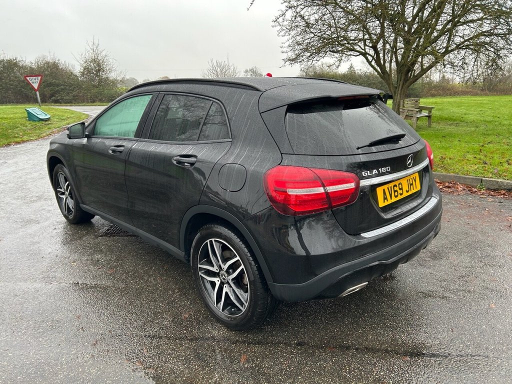 Used Mercedes-Benz GLA 2020 for sale - 76798094: Photo 3