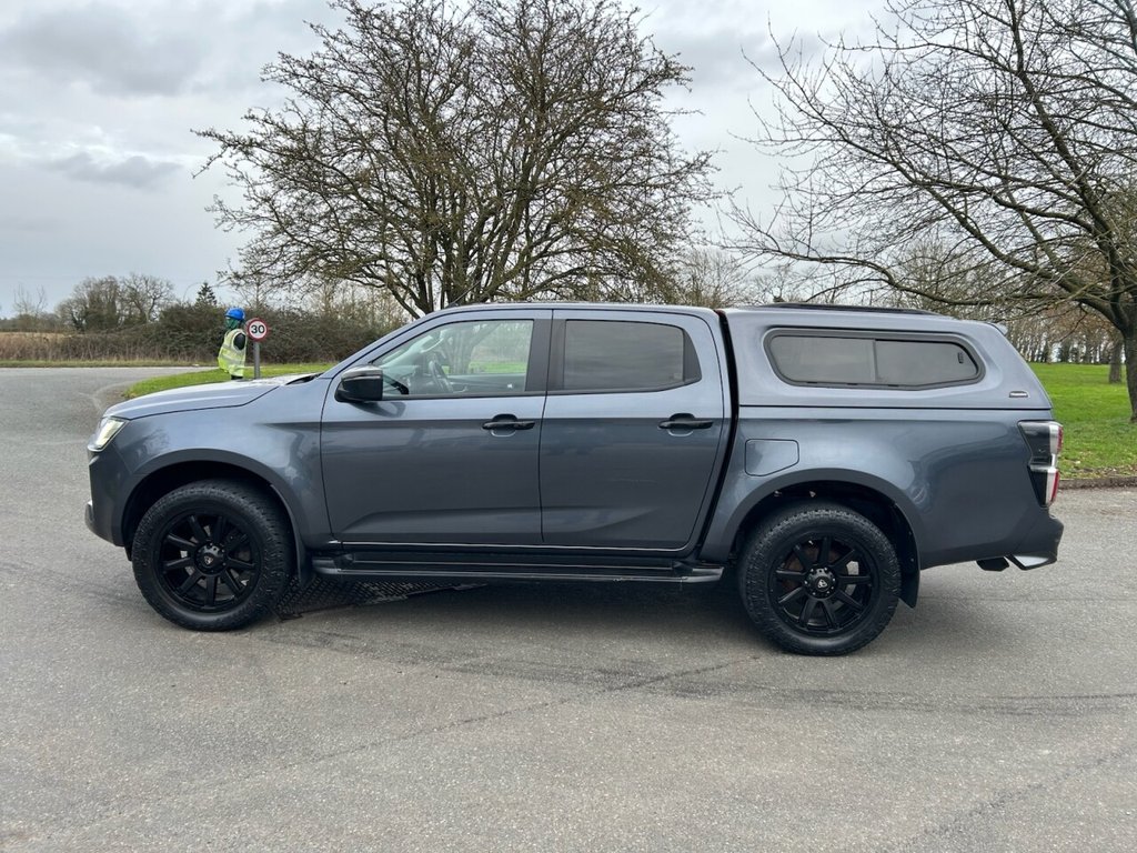 Used Isuzu D-Max 2022 for sale - 77621613: Photo 2