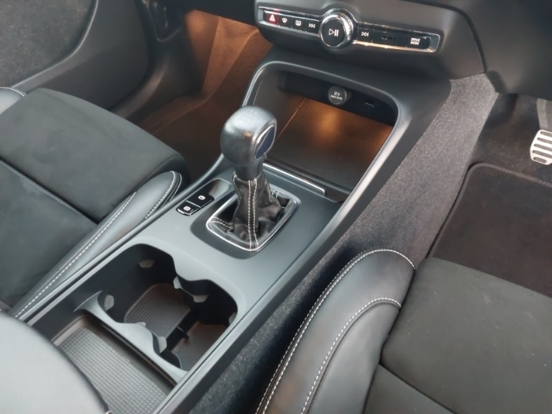 Used Volvo XC40 2021 for sale - 77678140: Photo 19