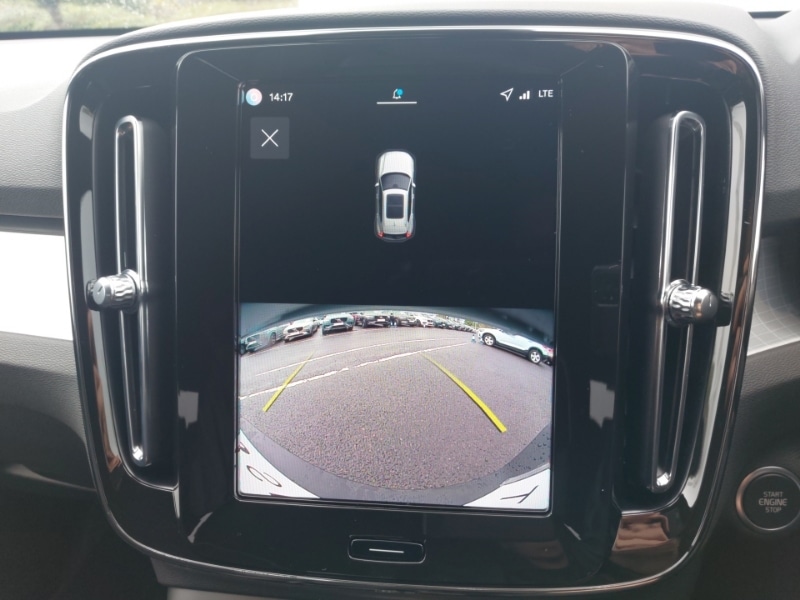 Used Volvo XC40 2025 for sale - 76967327: Photo 10