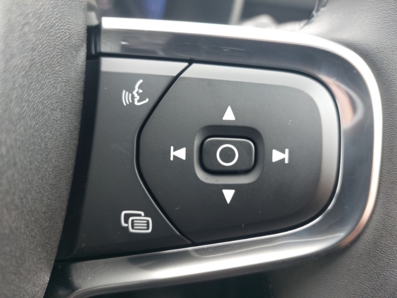 Used Volvo XC40 2025 for sale - 76967327: Photo 14