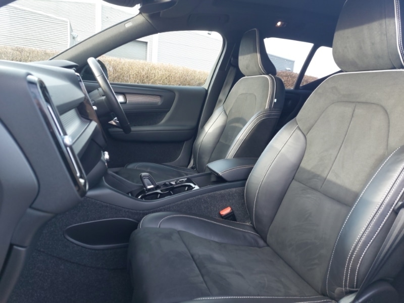 Used Volvo XC40 2021 for sale - 77644850: Photo 5