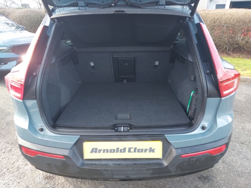 Used Volvo XC40 2021 for sale - 77644850: Photo 8