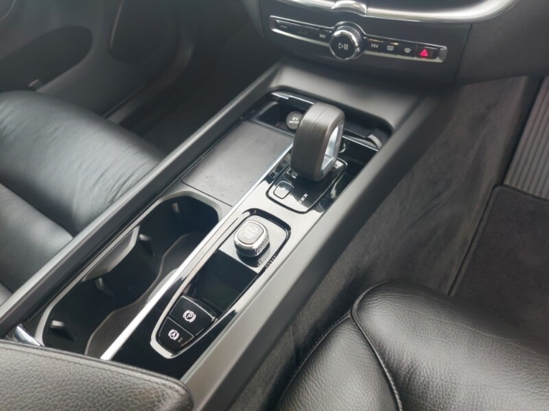 Used Volvo XC60 2022 for sale - 76058944: Photo 19