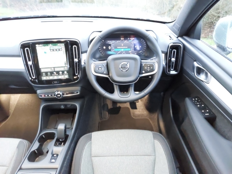 Used Volvo XC40 2025 for sale - 77197679: Photo 7