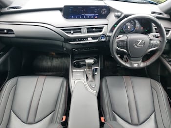 Used Lexus UX 2021 for sale - 76183288: Photo