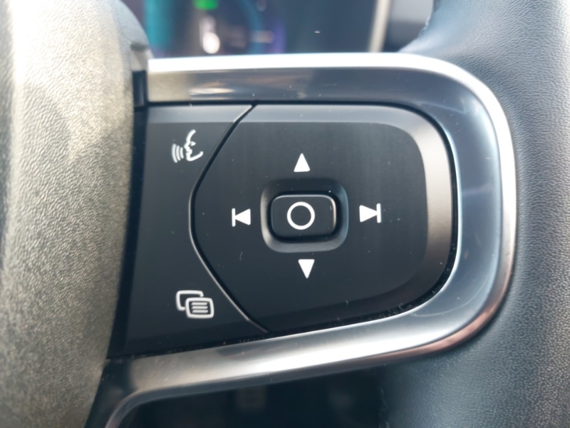 Used Volvo XC40 2022 for sale - 76629136: Photo 17