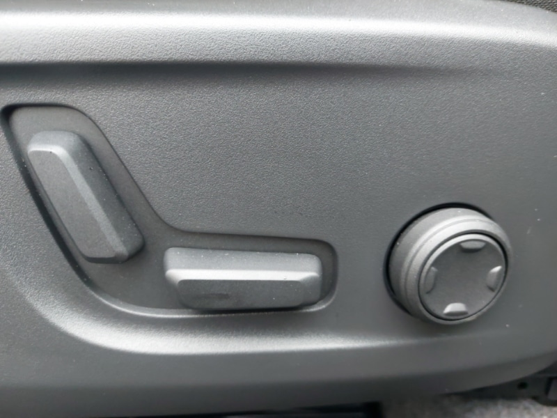 Used Volvo XC40 2025 for sale - 77815878: Photo 12