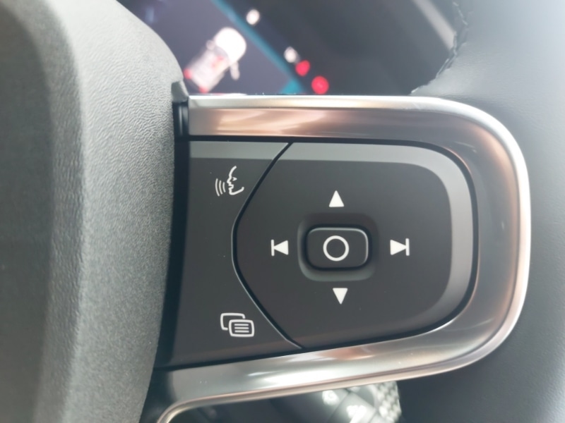 Used Volvo XC40 2025 for sale - 76321601: Photo 16