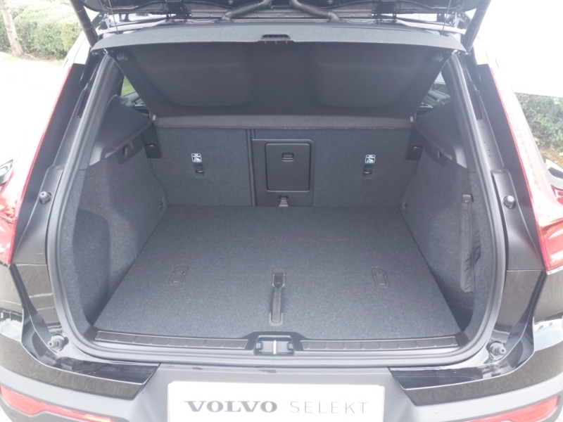 Used Volvo XC40 2025 for sale - 76321601: Photo 8