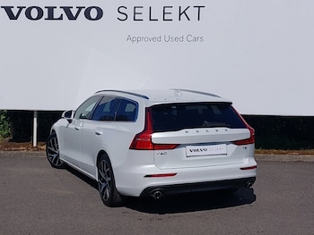 Used Volvo V60 2019 for sale - 78478616: Photo