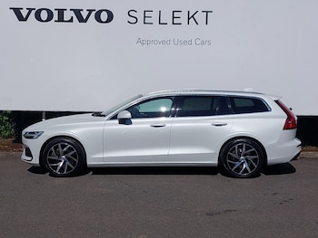 Used Volvo V60 2019 for sale - 78478616: Photo