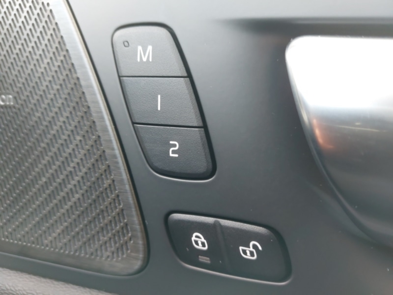 Used Volvo XC60 2025 for sale - 77293898: Photo 13