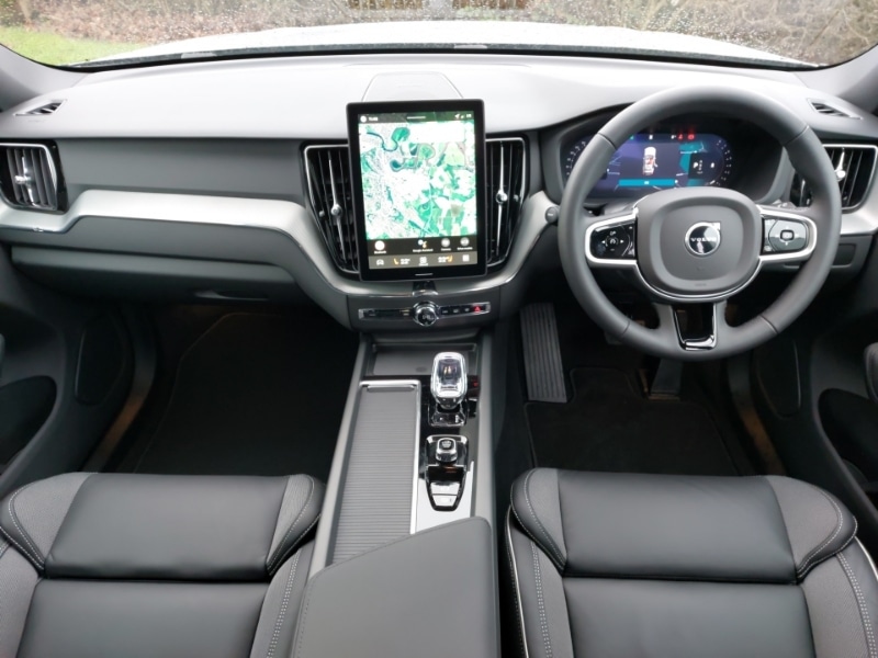 Used Volvo XC60 2025 for sale - 77307999: Photo 2