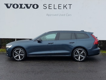 Used Volvo V60 2025 for sale - 78837660: Photo