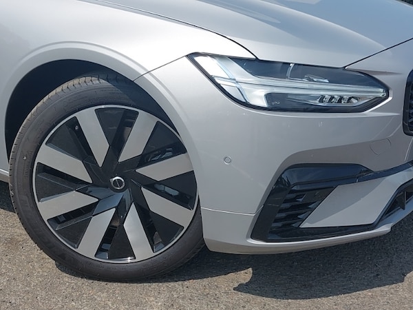 Used Volvo V90 2025 for sale - 74933663: Photo 9
