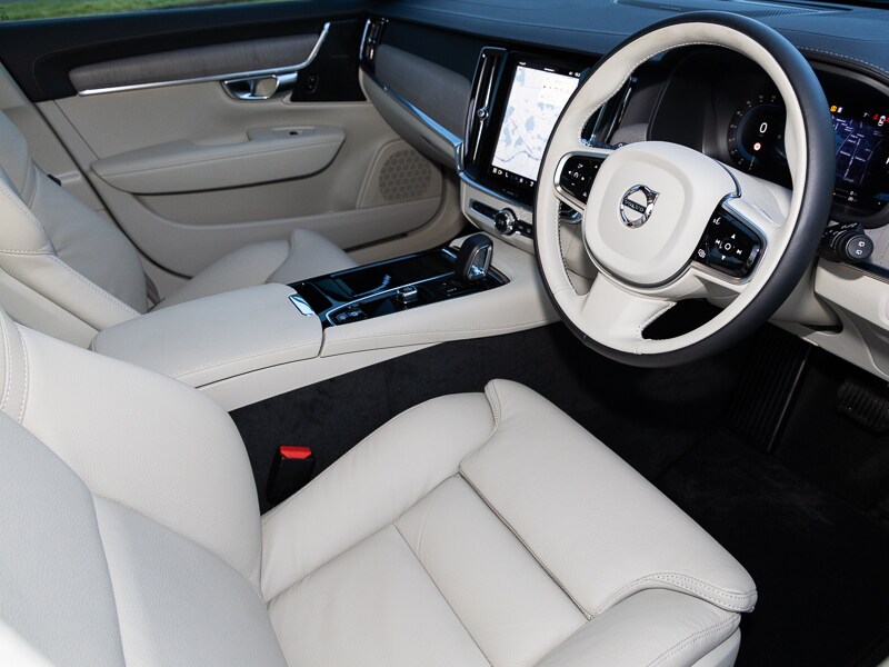 Used Volvo V90 2025 for sale - 77933016: Photo 10