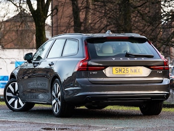 Used Volvo V90 2025 for sale - 77933016: Photo