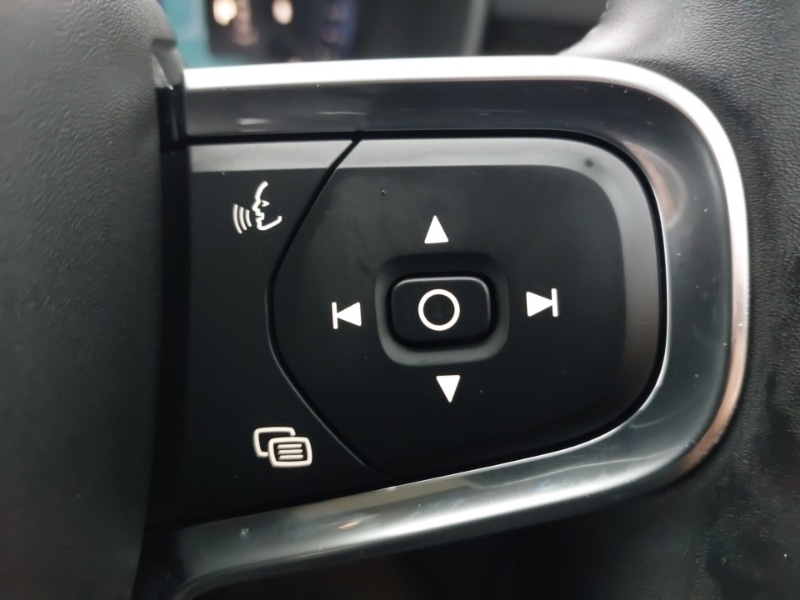 Used Volvo XC40 2025 for sale - 76970216: Photo 14