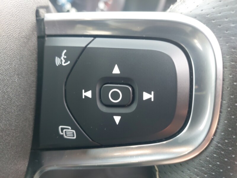 Used Volvo XC40 2020 for sale - 76221507: Photo 17