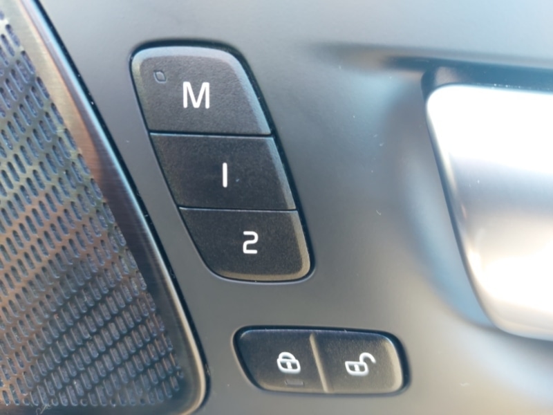 Used Volvo XC60 2023 for sale - 78079571: Photo 13