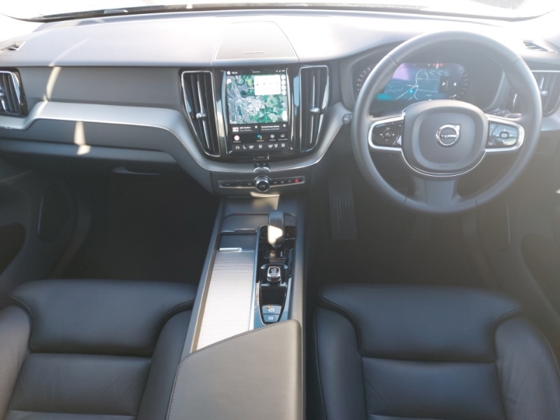 Used Volvo XC60 2023 for sale - 78079571: Photo 2