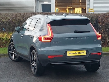 Used Volvo XC40 2023 for sale - 77563100: Photo
