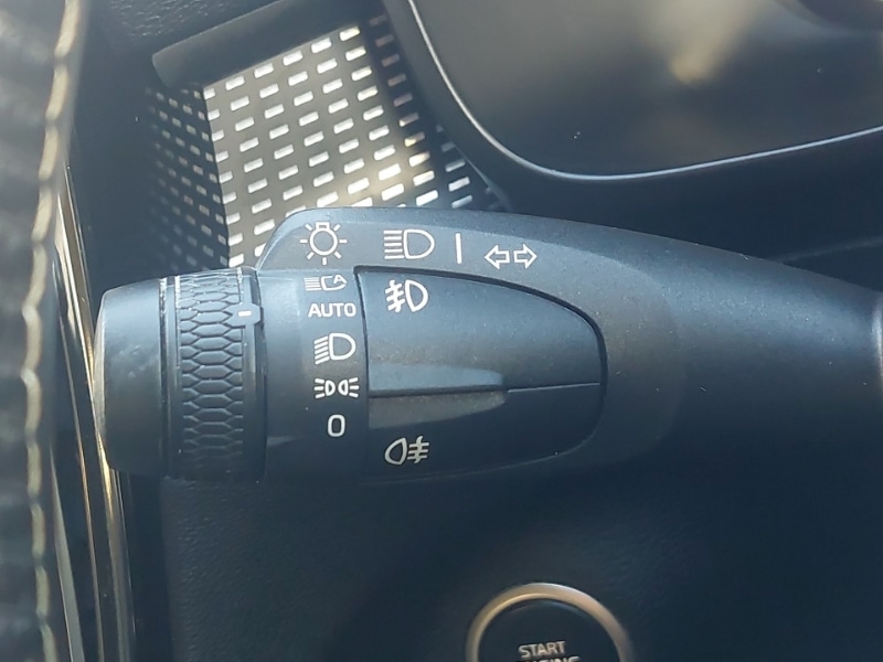 Used Volvo XC40 2019 for sale - 76437687: Photo 15