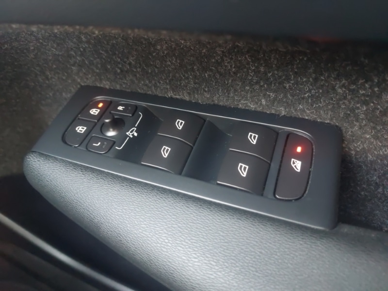 Used Volvo XC40 2019 for sale - 76437687: Photo 19