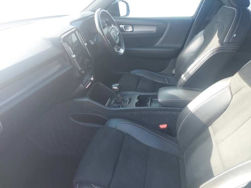 Used Volvo XC40 2019 for sale - 76437687: Photo 5