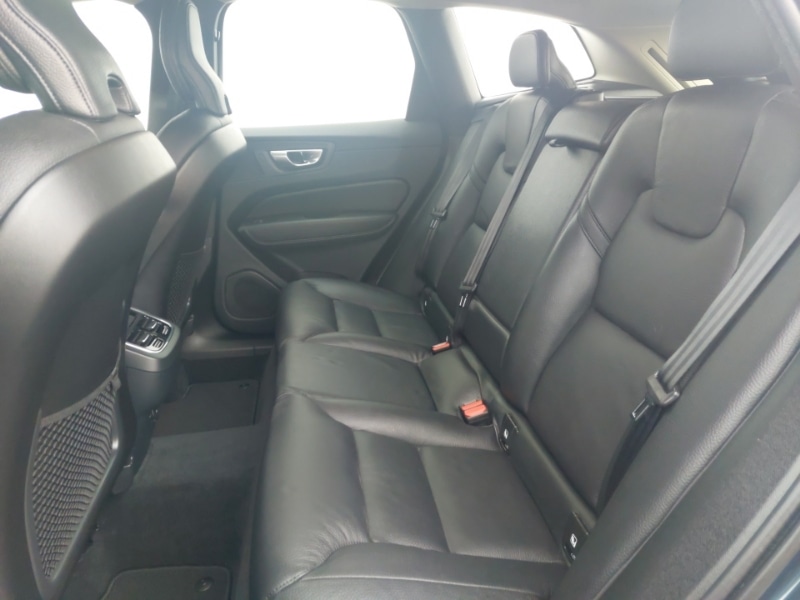 Used Volvo XC60 2023 for sale - 76160492: Photo 6