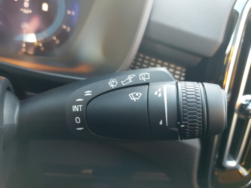 Used Volvo XC40 2025 for sale - 76579127: Photo 16