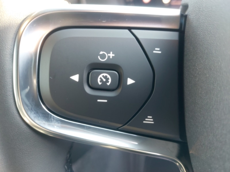 Used Volvo XC40 2025 for sale - 77611159: Photo 16