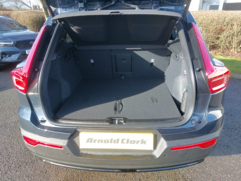 Used Volvo XC40 2025 for sale - 77611159: Photo 8