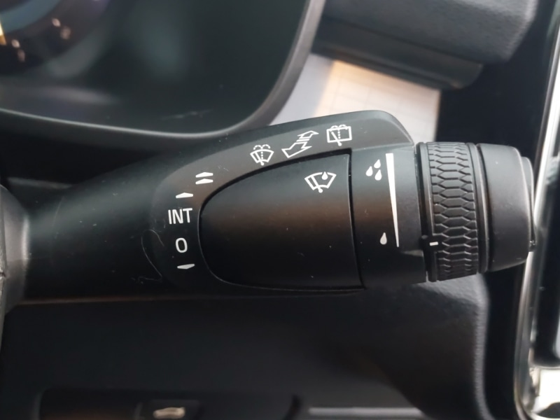 Used Volvo XC40 2023 for sale - 76800162: Photo 16